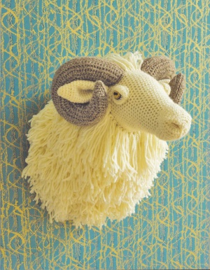 Mooncie Vanessa. Animal Heads: Trophy heads to crochet